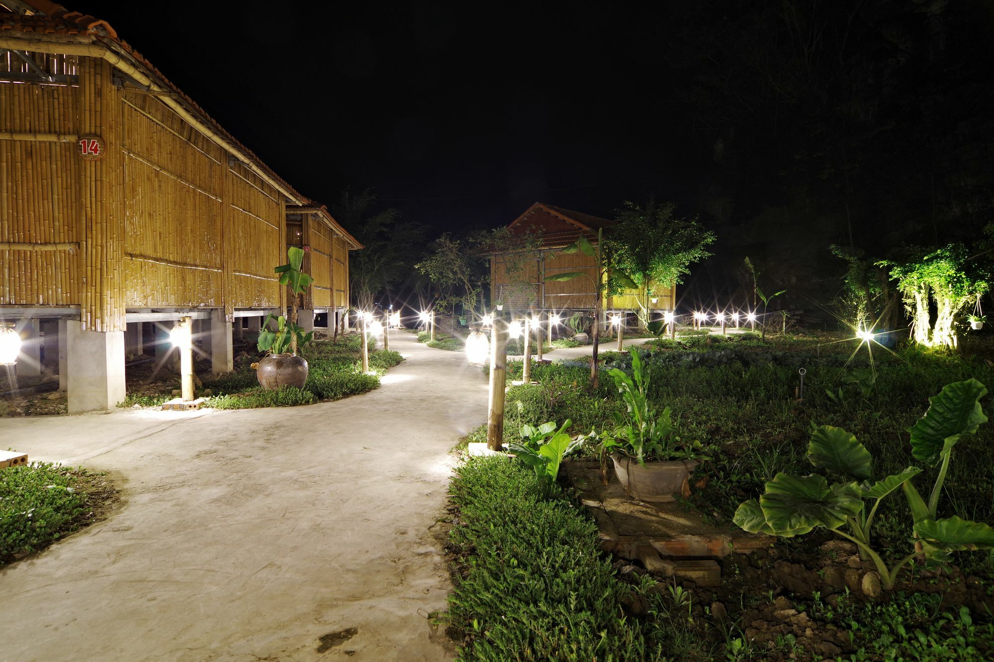 Ham Rong Homestay Ниньбинь Экстерьер фото