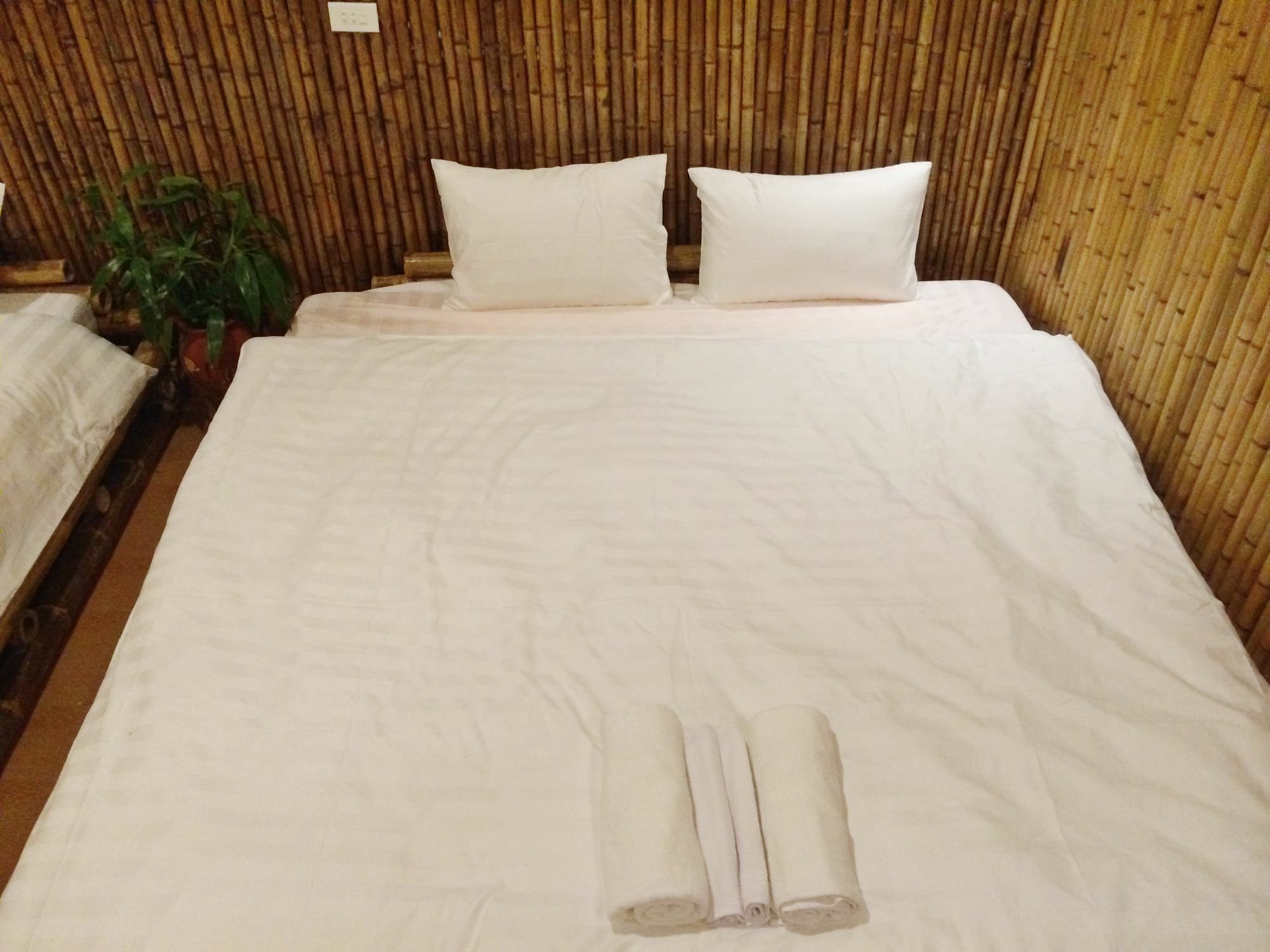 Ham Rong Homestay Ниньбинь Экстерьер фото